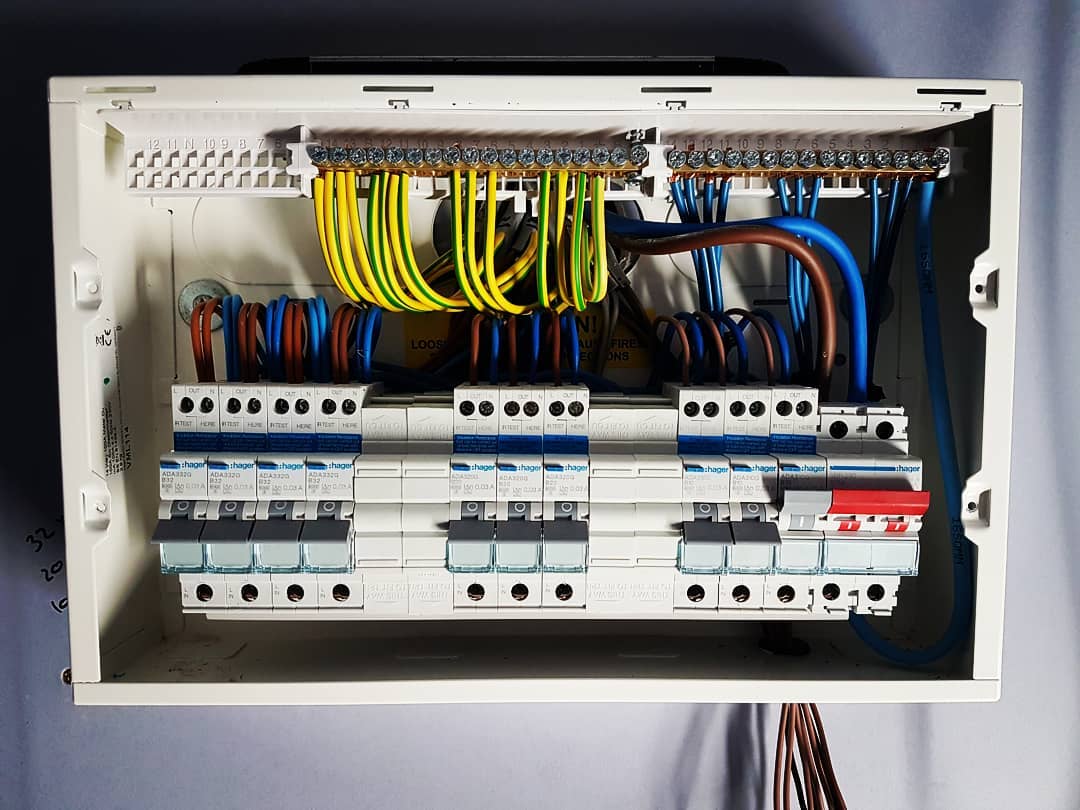 Rewiring a house: Fuse-box upgrade